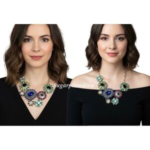 J. Crew HTF Statement Cluster Medallion Gold Tone Necklace 22" Colorful Stones‎